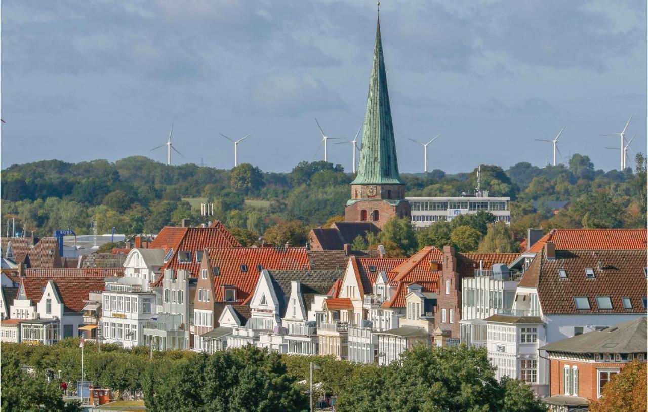 2 Bedroom Cozy In Travemuende Apartment *