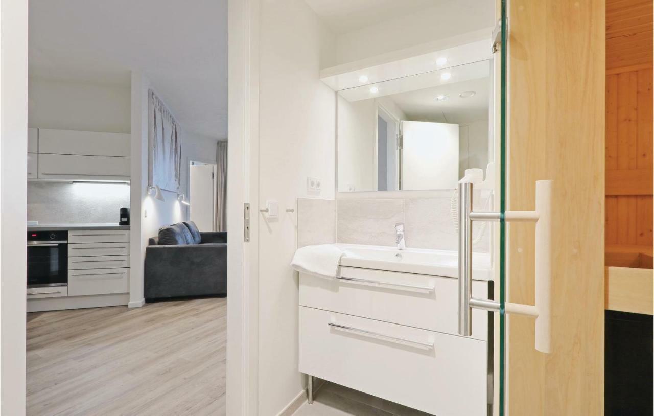2 Bedroom Cozy In Travemuende Apartment Lübeck